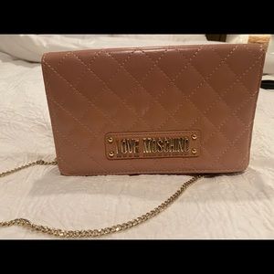 Crossbody moschino bag